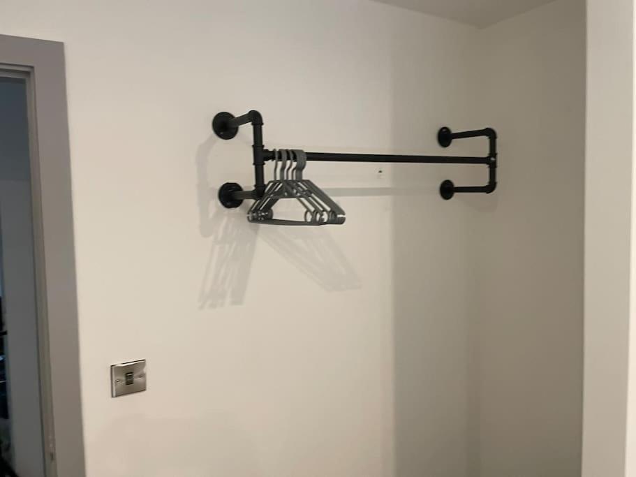 Stylish City-centre 1-bed Flat Apartment