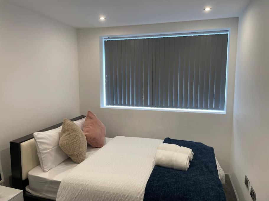 Stylish City-centre 1-bed Flat Apartment *