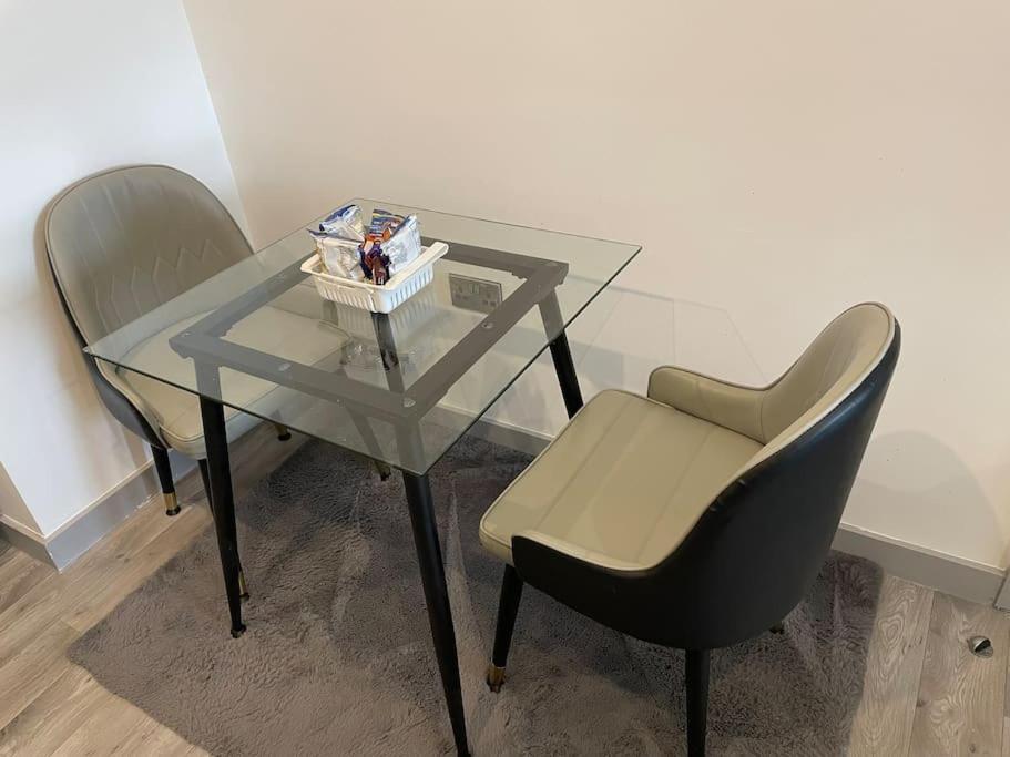 Stylish City-centre 1-bed Flat Apartment