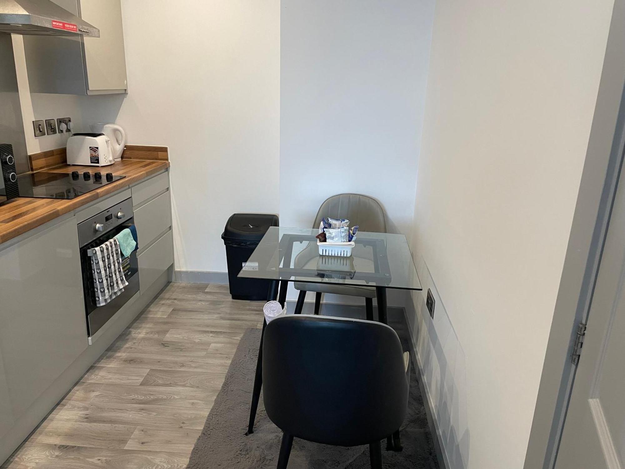 Stylish City-centre 1-bed Flat Apartment Wolverhampton